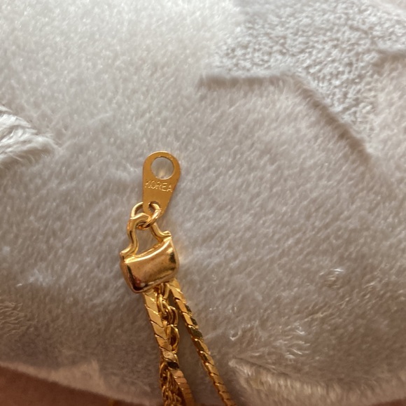 Vintage Gold Tone 3 Strand Necklace Stamped Korea - Picture 5 of 5